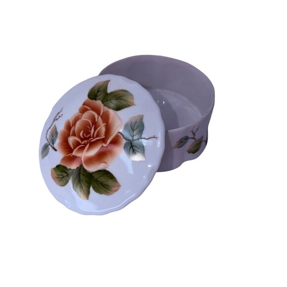 Vtg Porcelain Trinket Box Hand Painted Roses Round Vanity Jewelry Dresser Dish - Picture 8 of 8